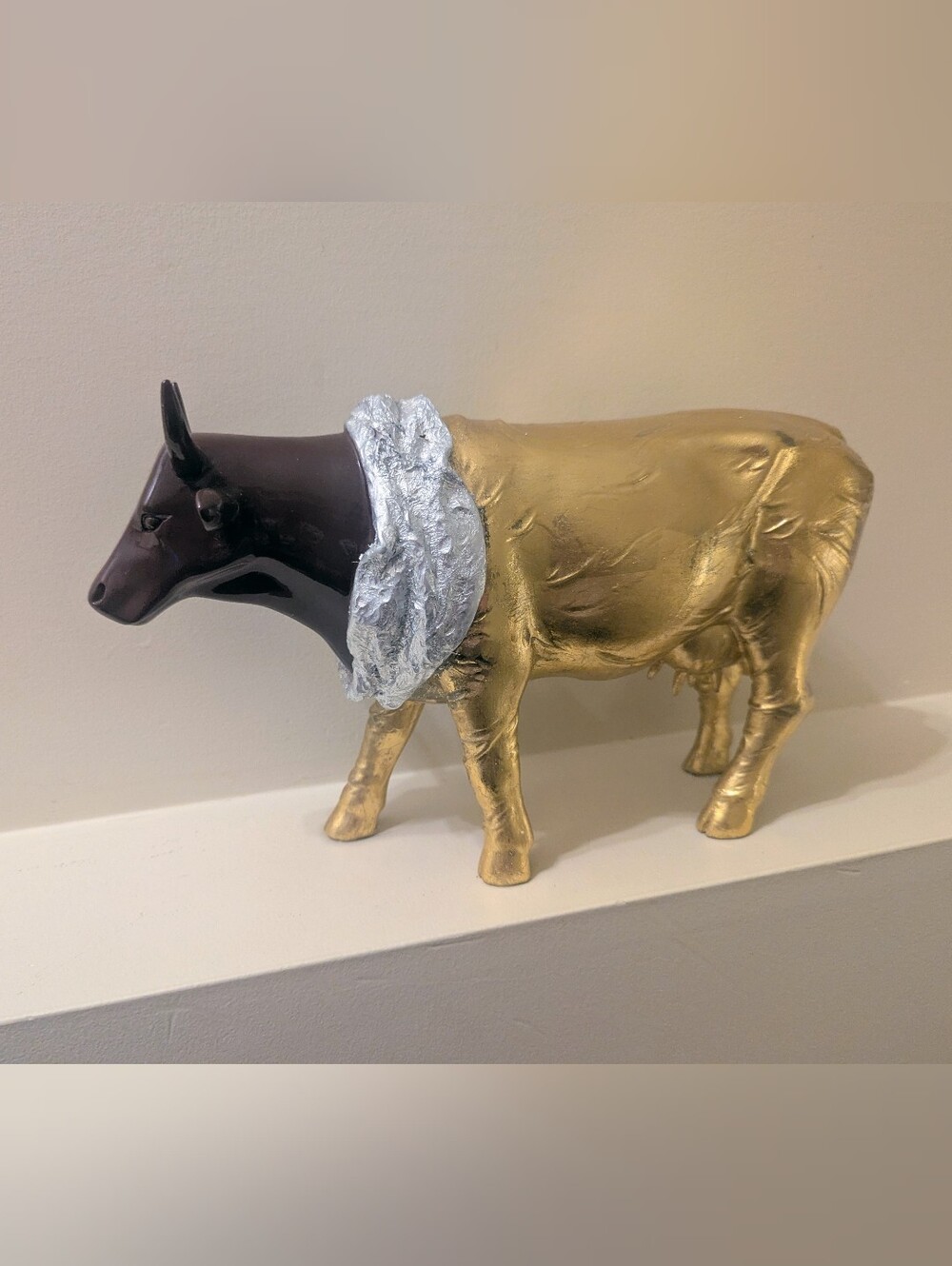 CowParade - Vaquita de chocolat - Collectable Cow Figurine.